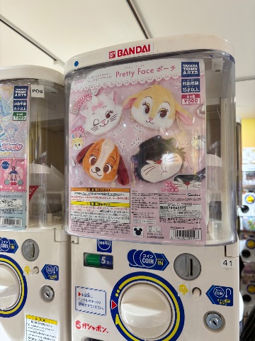 ディズニー　PrettyFaceポーチ